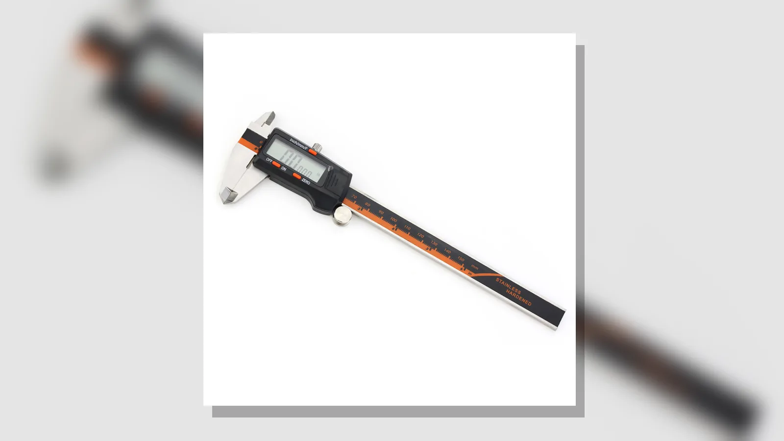 Digital calliper and micrometer beside the different shapes they are suited to measure